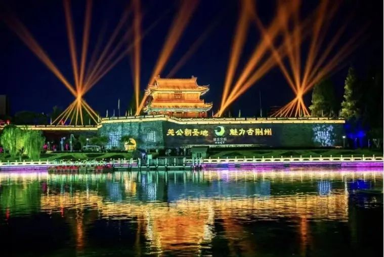 荆州古城夜游结束转张居正街 按顺向动线慢逛更有老城韵味
